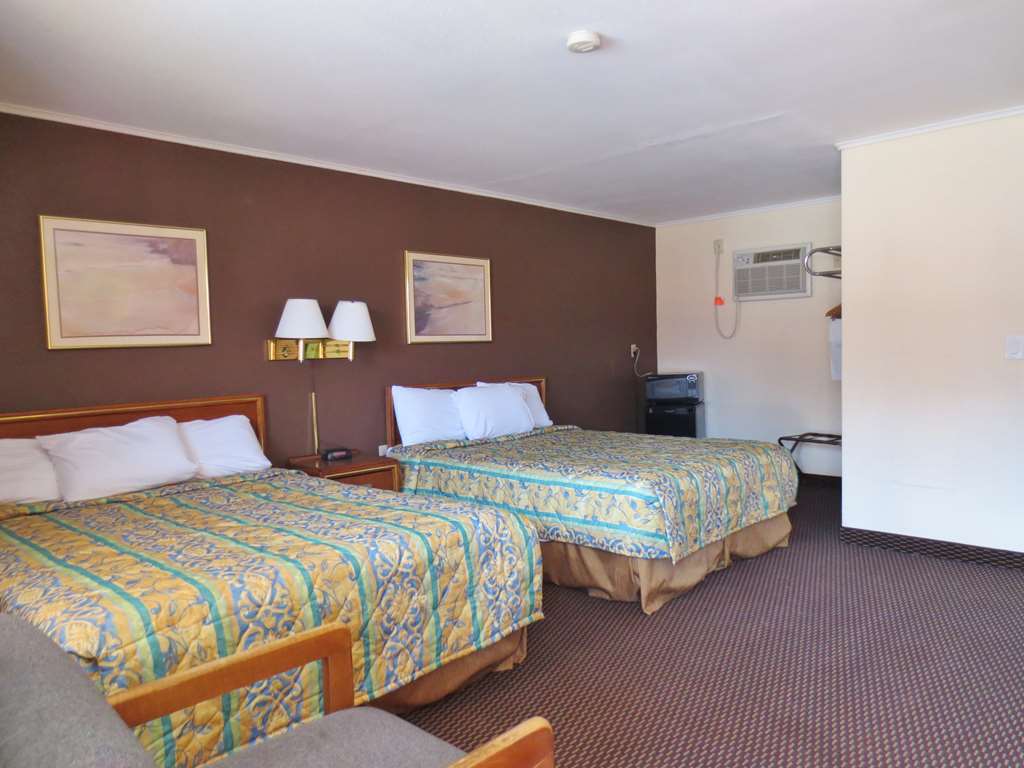 Country Hearth Inn-Hannibal Kamer foto